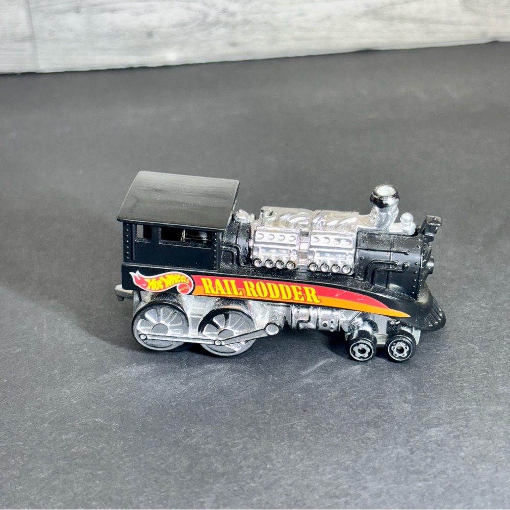 Vintage 1995 Hot Wheels‎ Rail Rodder Train Locomotive Black Orange Mattel